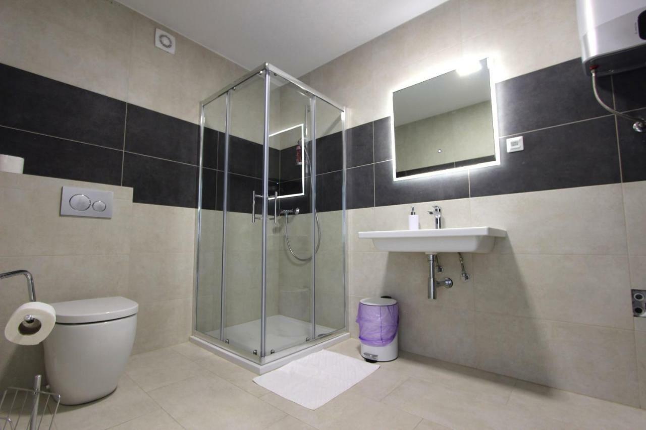 4K Centre Apartment Zára Kültér fotó