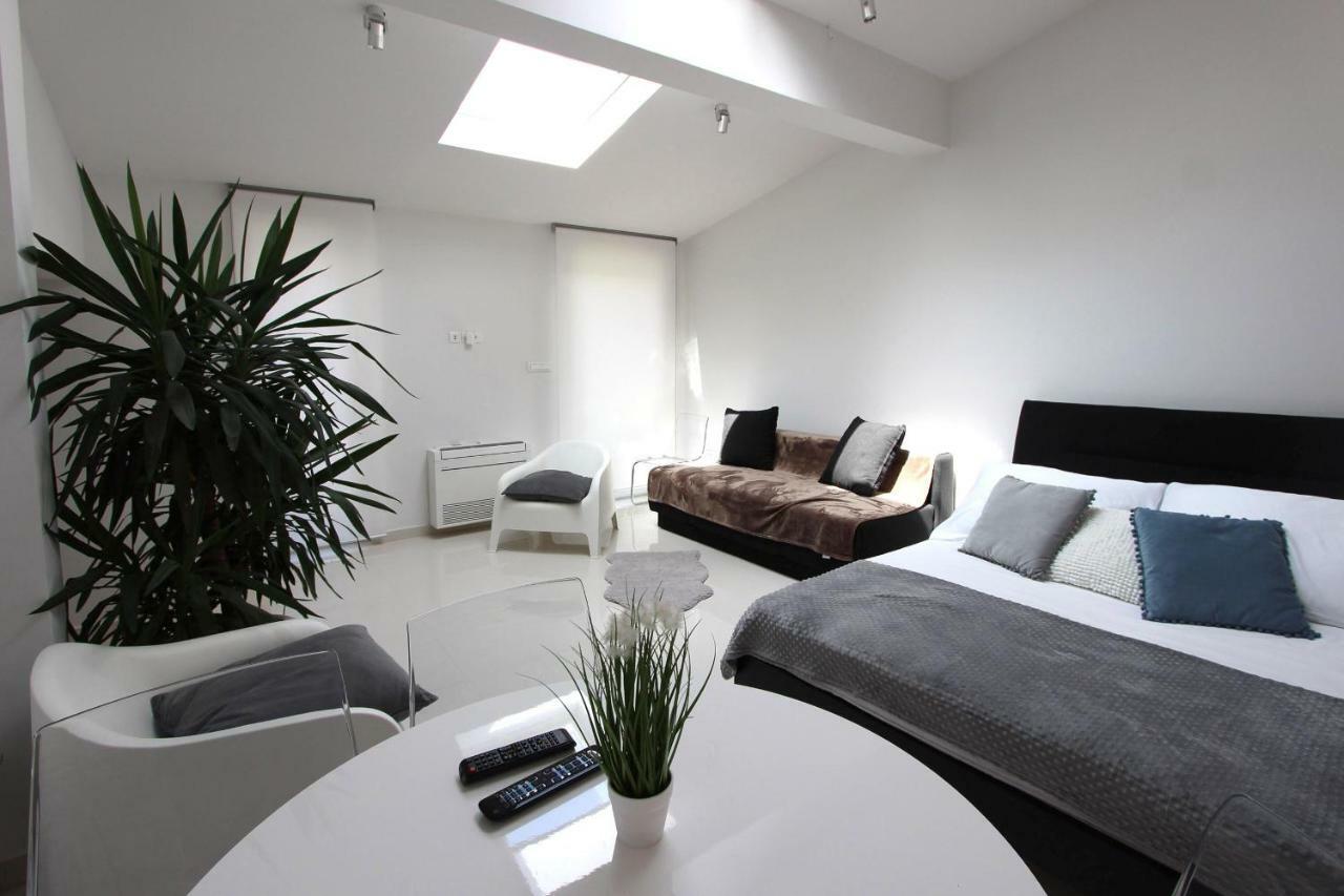 4K Centre Apartment Zára Kültér fotó